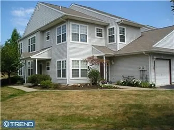 1102 Waterford Rd, Yardley, PA 19067