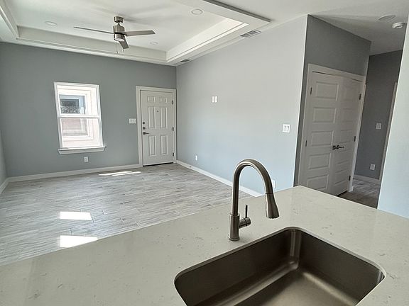 3rd image of 1805 Elsham Rd