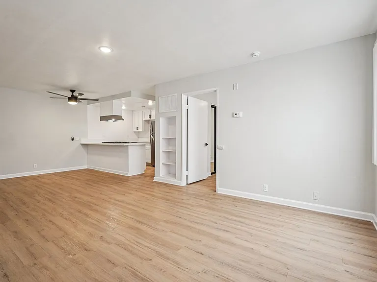 420 Windsor Rd — Photo 34