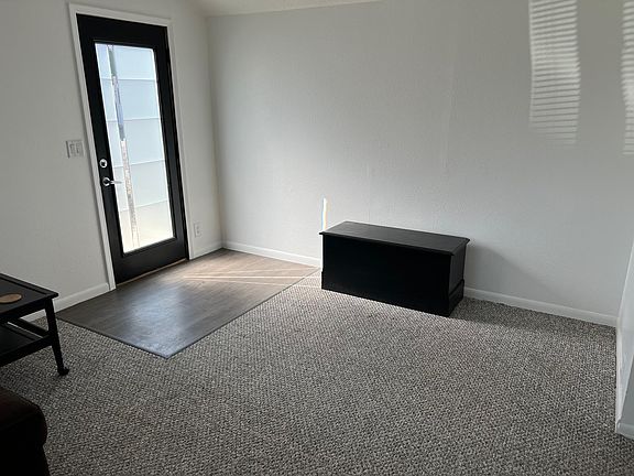 4th image of 5325 Southshore Dr