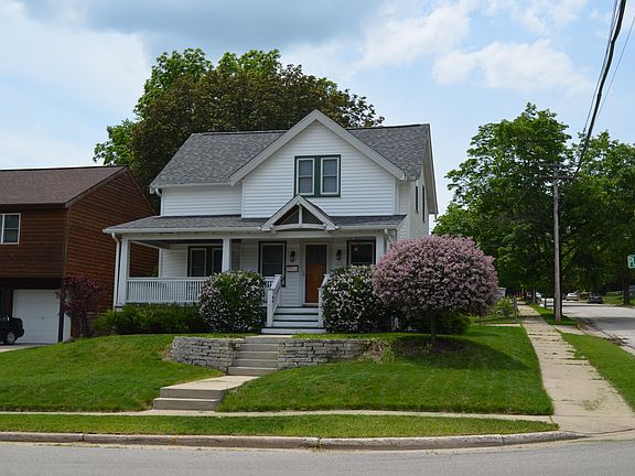 2nd image of 1412 Pleasantview Ave