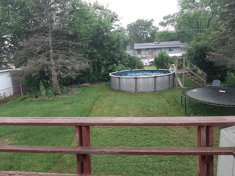 24 N Willow Ln — Photo 3