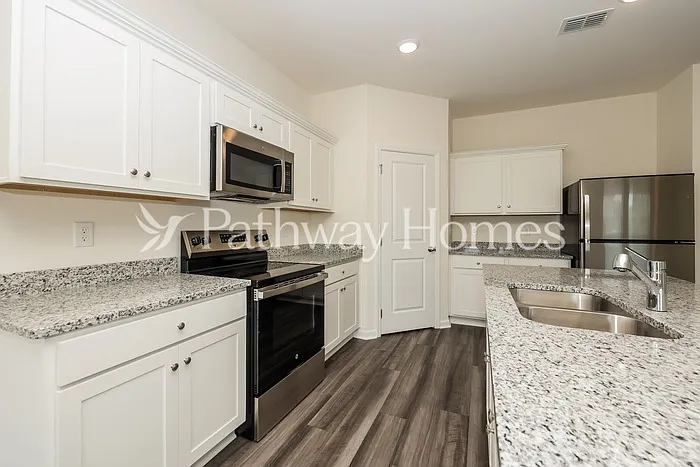 3604 Haplander Ct — Photo 10