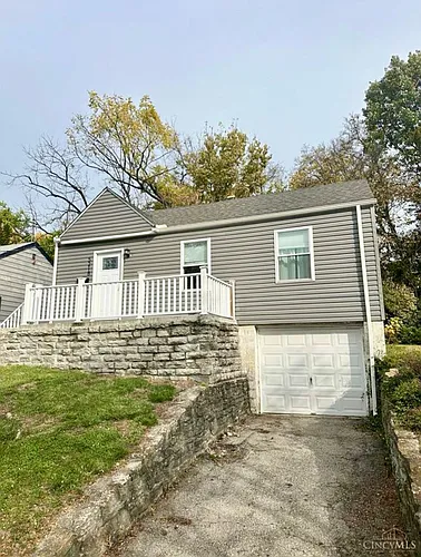 5218 Charloe St Photo 1