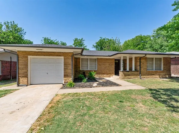 2143 Carlton Way, The Village, OK 73120