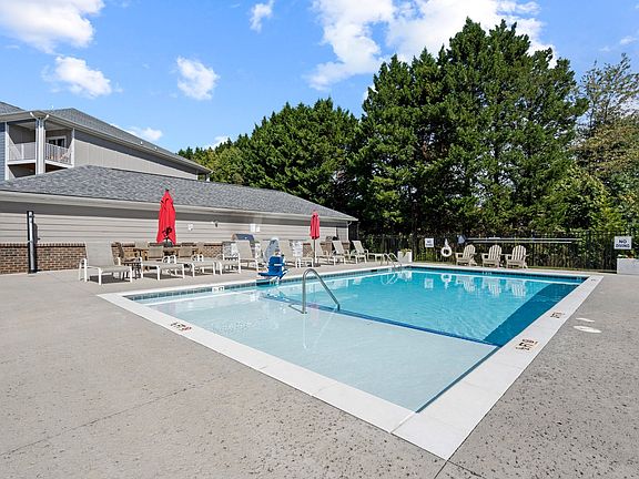 2nd image of 2778 2nd St NE #2754301
