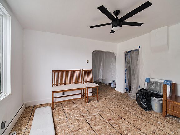 5th image of 129 3rd St