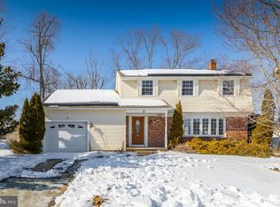 3 Kennington Rd, Marlton, NJ 08053