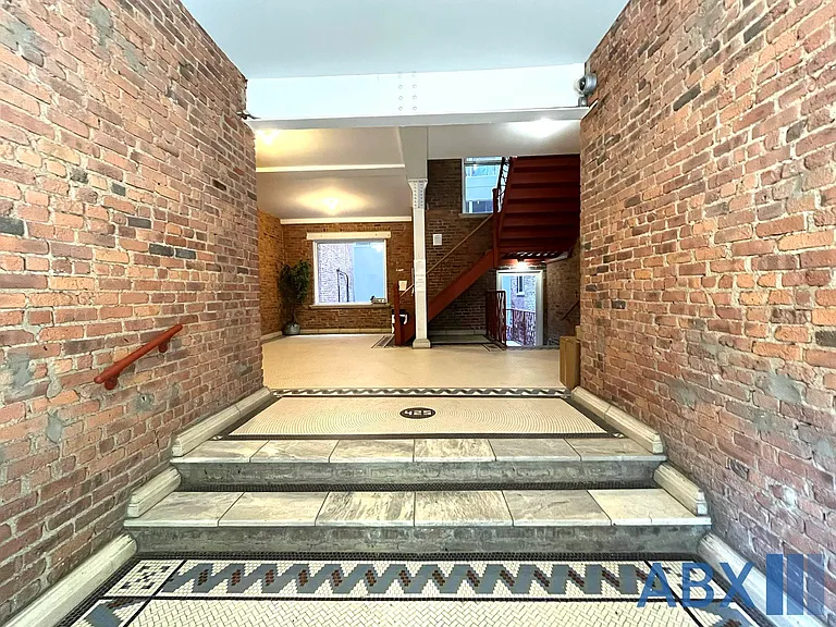 425 Keap St #4A — Photo 6
