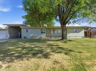 8608 Ponderosa Ave, Bakersfield, CA