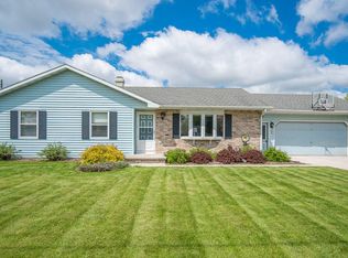 65 S 11th St, HILBERT, WI 54129