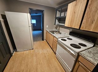 215 N Logan St #D, Burlington, NC 27217
