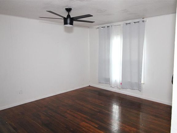 2nd image of 201 Burkett St