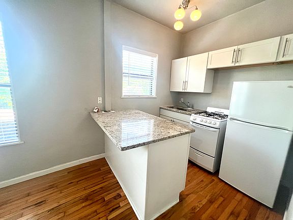 4th image of 201 E Huisache Ave APT 1