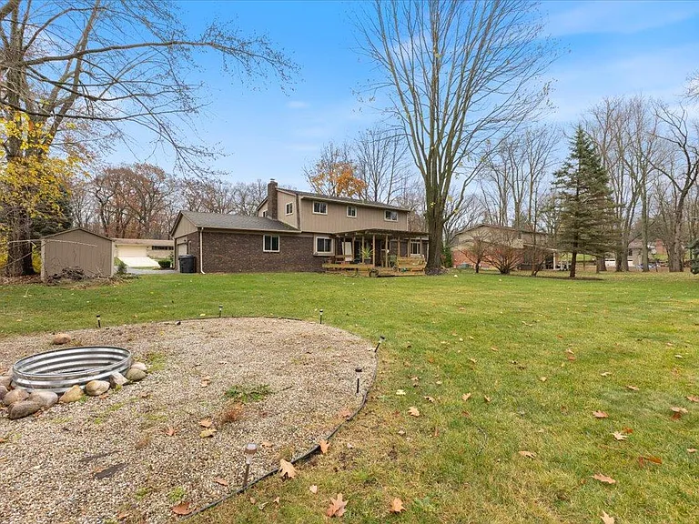 1291 Gettysburg Ct — Photo 33