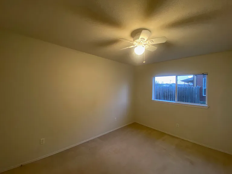 2128 Modoc Dr — Photo 5