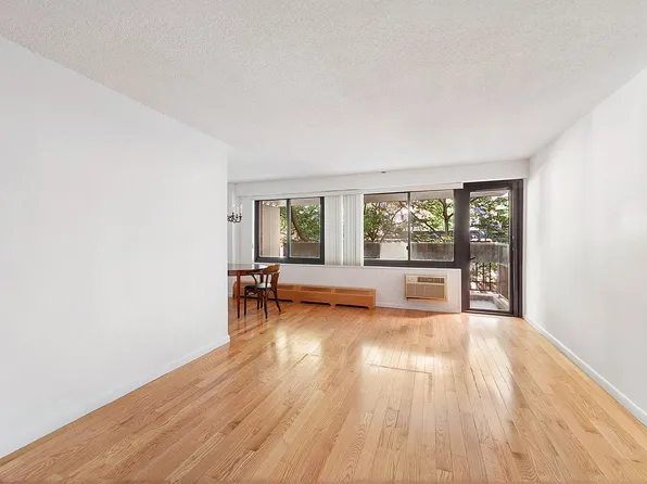 80 Beekman St APT 3F, New York, NY 10038