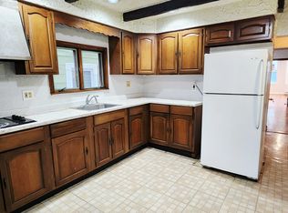 203 Chelsea St #1, Boston, MA 02128