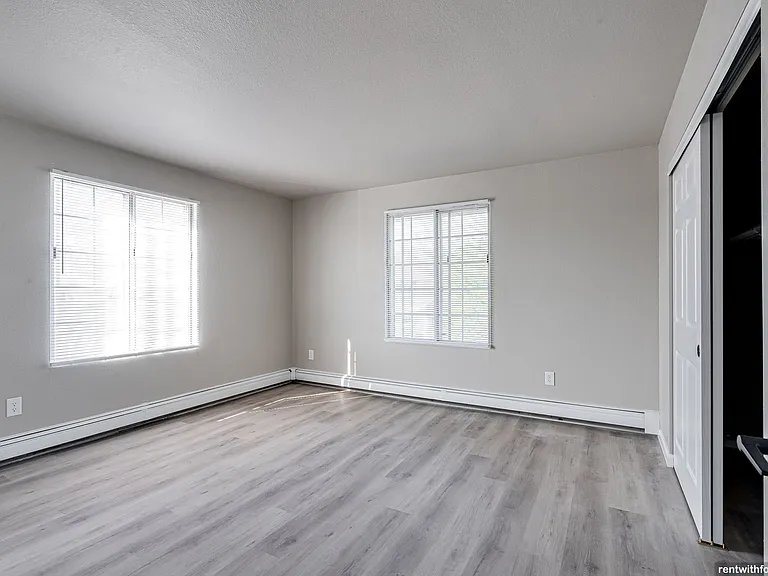 821 Security Dr — Photo 64
