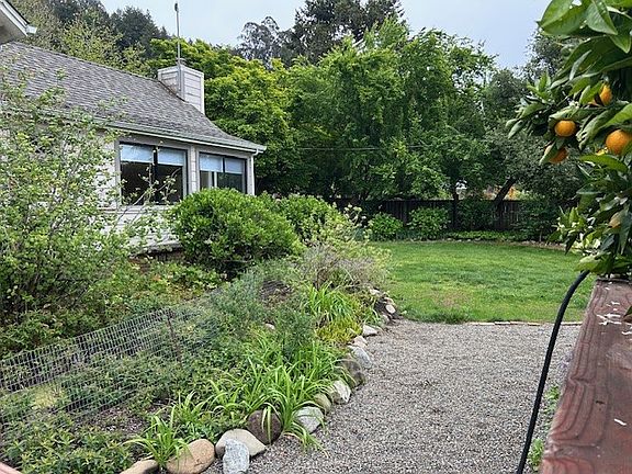 3rd image of 4910 Cherryvale Ave