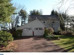 9 Woods End Dr, Doylestown, PA 18902