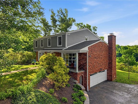 3rd image of 1873 Tilton Dr