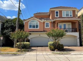 3006 McCulloch Cir, Houston, TX 77056