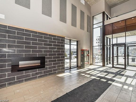 3rd image of 8 Hickory St W #1002