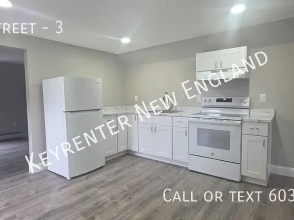 99 Elm St APT 3, Milford, NH 03055