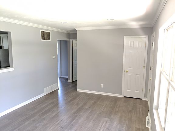 4th image of 36889 N Richard Ln