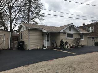 34812 N Holman Ave, Ingleside, IL 60041