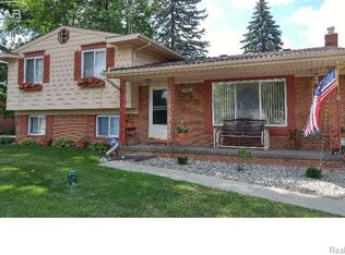 4404 Saint Martins Dr, Flint, MI