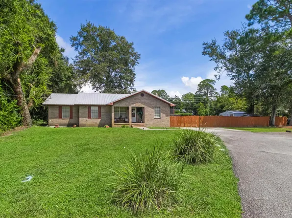 103 Earl King St, Apalachicola, FL 32320