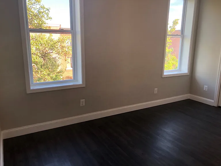 2206 N Charles St — Photo 8
