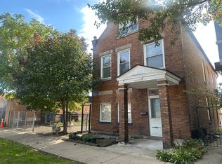 2705 W 39th Pl, Chicago, IL 60632