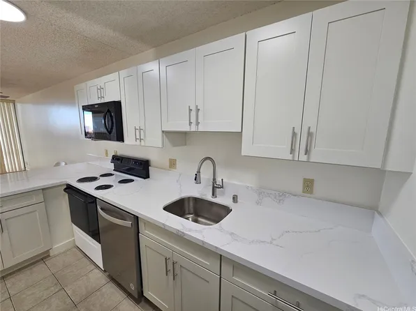 98-402 Koauka Loop APT 1916, Aiea, HI 96701