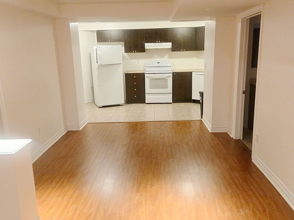 1st image of 4594 Bismark Cres