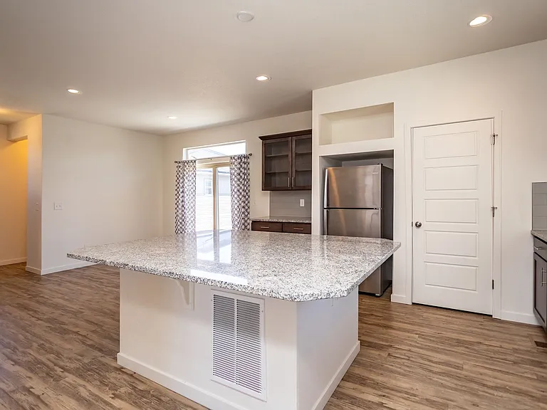 9342 Arklow Way — Photo 11
