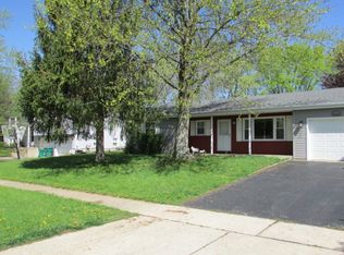 24322 W Hummingbird Dr, Channahon, IL 60410