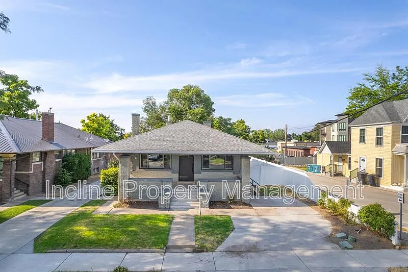 174 W Utah Ave