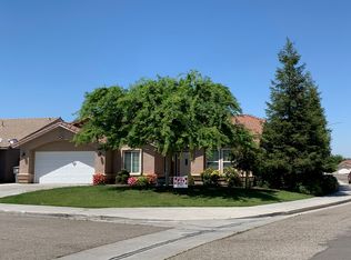3717 Via Santa Barbara, Madera, CA 93637