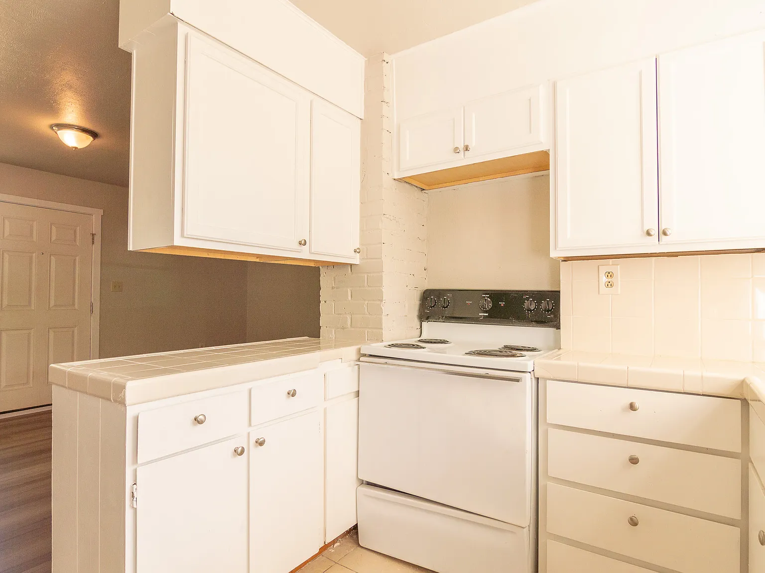 2 bed, 650 sqft, $1,495 — Photo 1