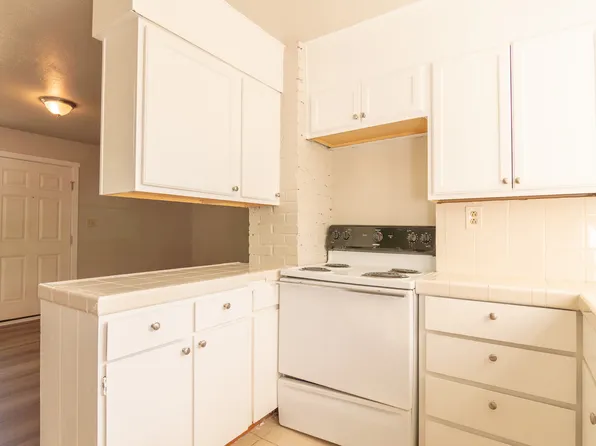 4328 NE 57th Ave #4328, Portland, OR 97218