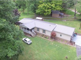 238 Kermit Day Rd, Big Stone Gap, VA 24219