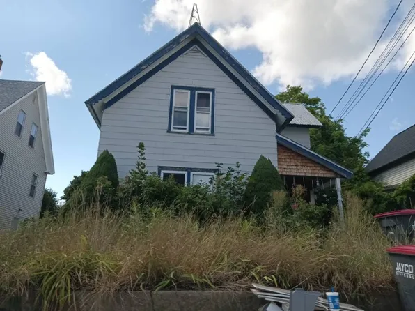 24 Cottage St, Sanford, ME 04073