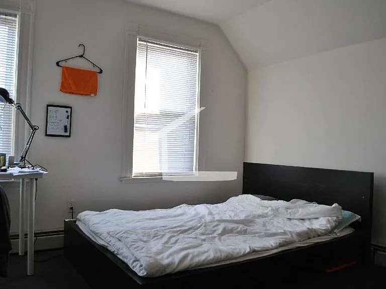12 Chester St #3V — Photo 3