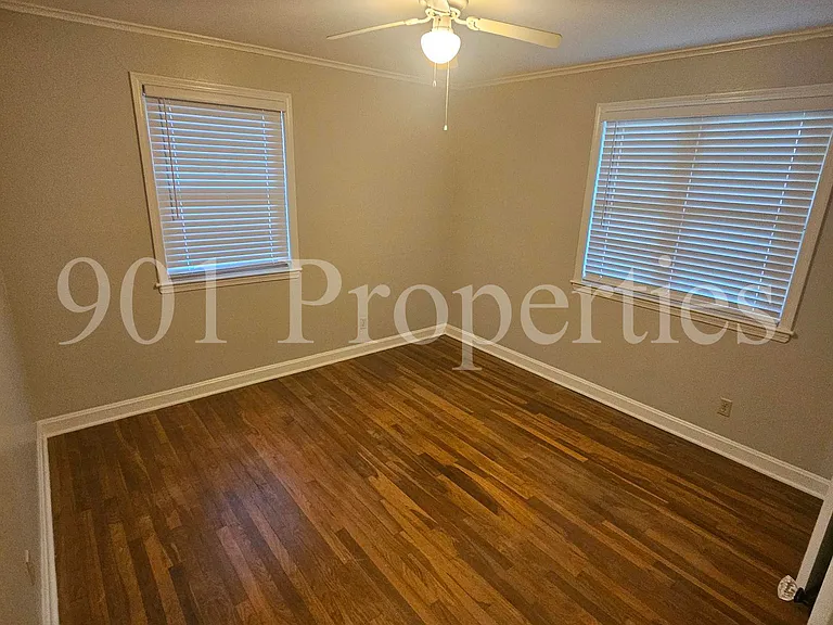 4963 Sequoia Rd — Photo 8