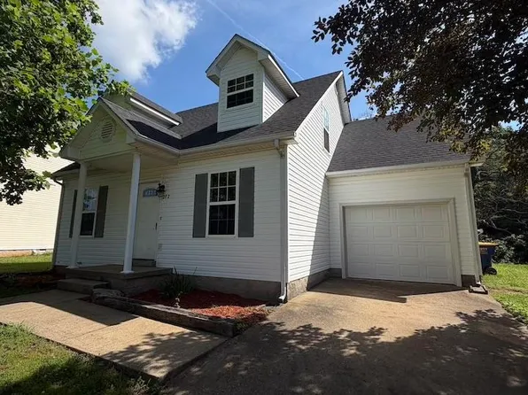 272 Rosie Ct, Bowling Green, KY 42103