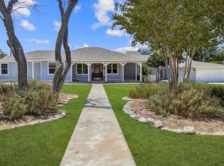 1215 Jack Dr, Kerrville, TX 78028