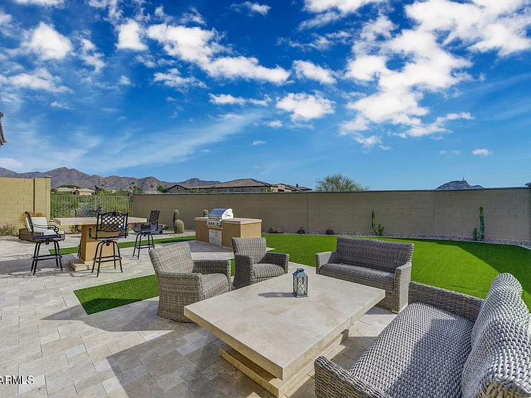 10707 N 121st Way — Photo 16